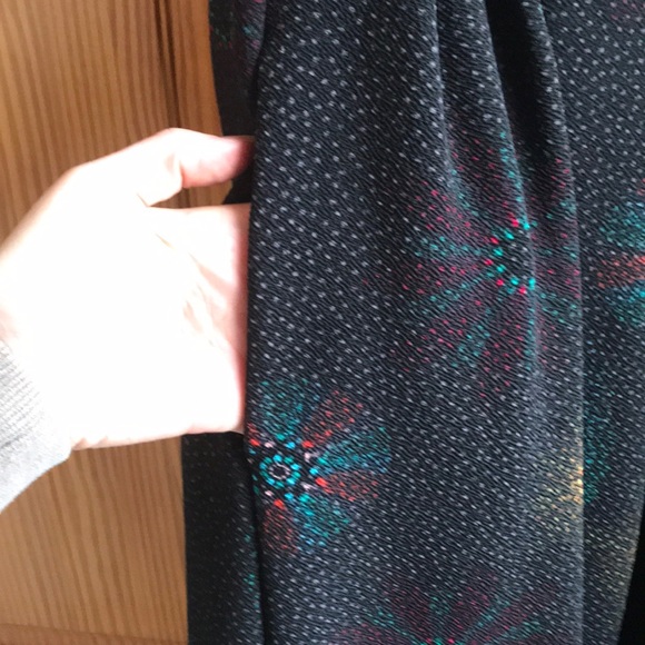 Lularoe Amelia Dress - Picture 4 of 5